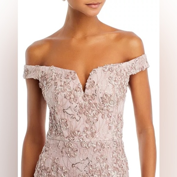 AQUA
Off-the-Shoulder Embellished Lace Gown - Exclusive - Picture 2 of 11